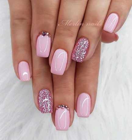 des-ongles-sublimes-en-un-clic-trouvez-la-pro-beaute-qui-vous-correspond-big-1